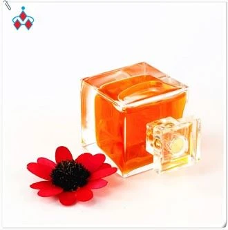 botella de perfume de vidrio